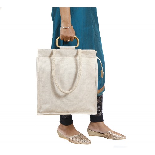 Rope and cane handle juco bag