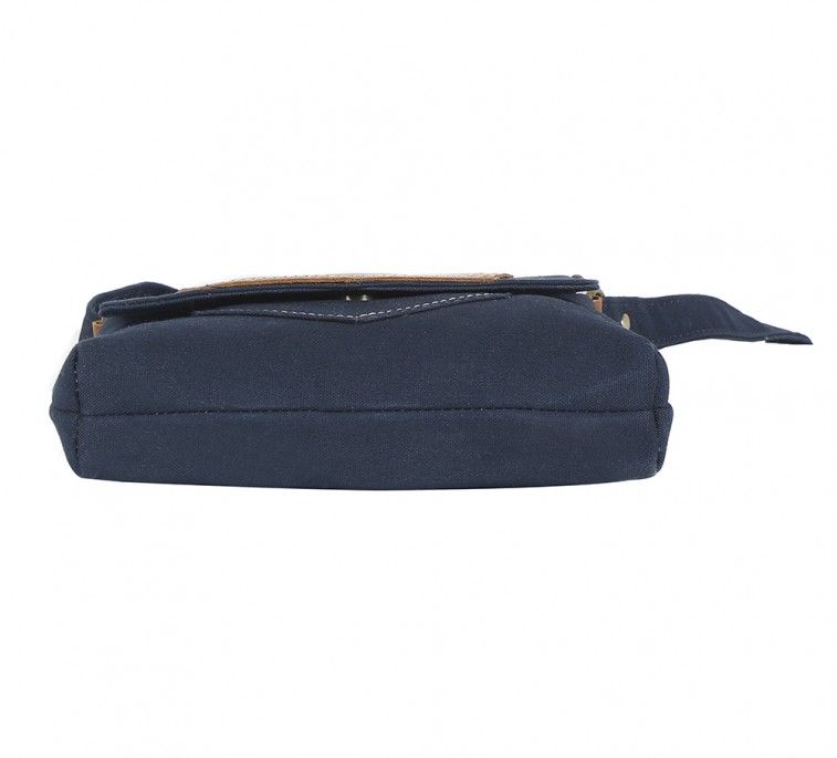 Canvas sling bag